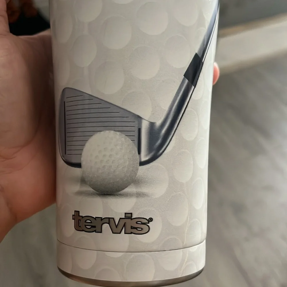 NWT Tervis Golf Ball Texture Golf Ball Tumbler